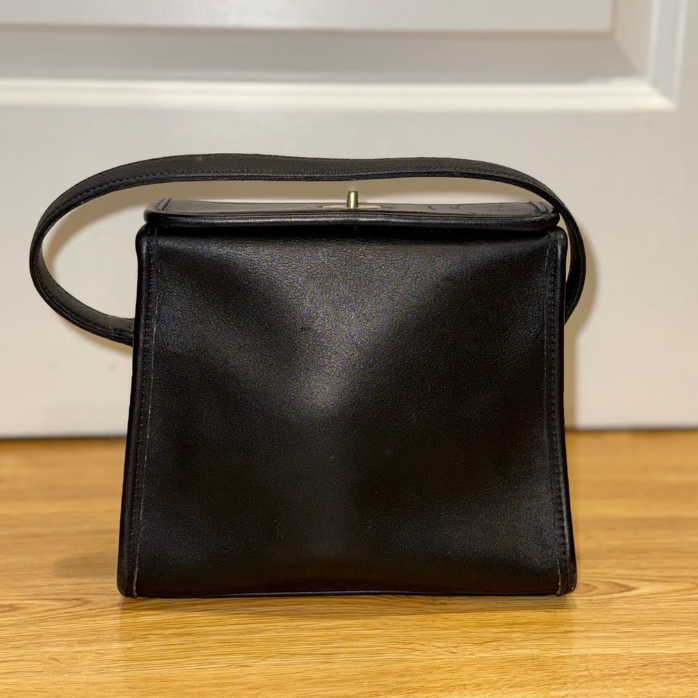 ✨ RARE Vintage Coach 9043 Geometric Top Turnlock Bag✨